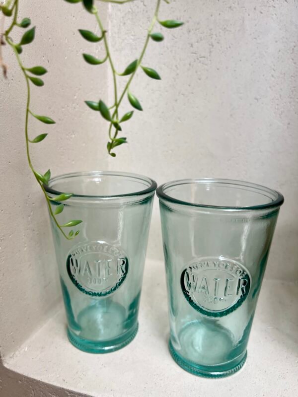 Verre water 100 % recyclé, parfait pour l'eau, le jus, les cocktails – Image 2