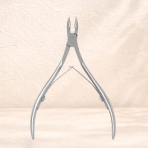 Pince à cuticules tête fine de précision